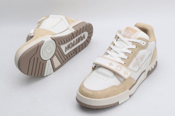 LV Trainer Beige White