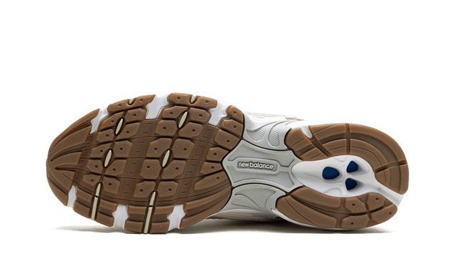 New Balance 530 Linen Stoneware