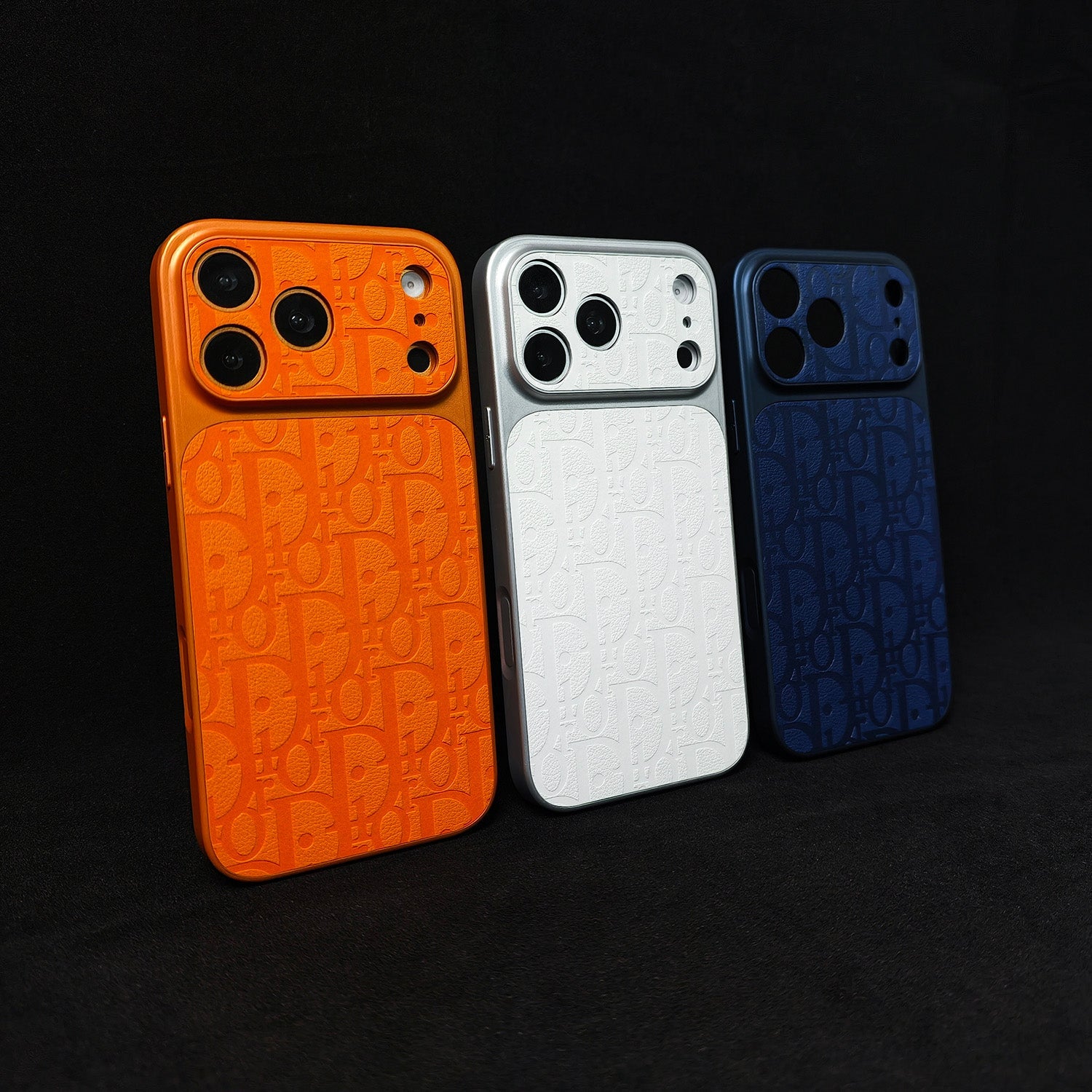 Funda DD Naranja Monogram para iPhone