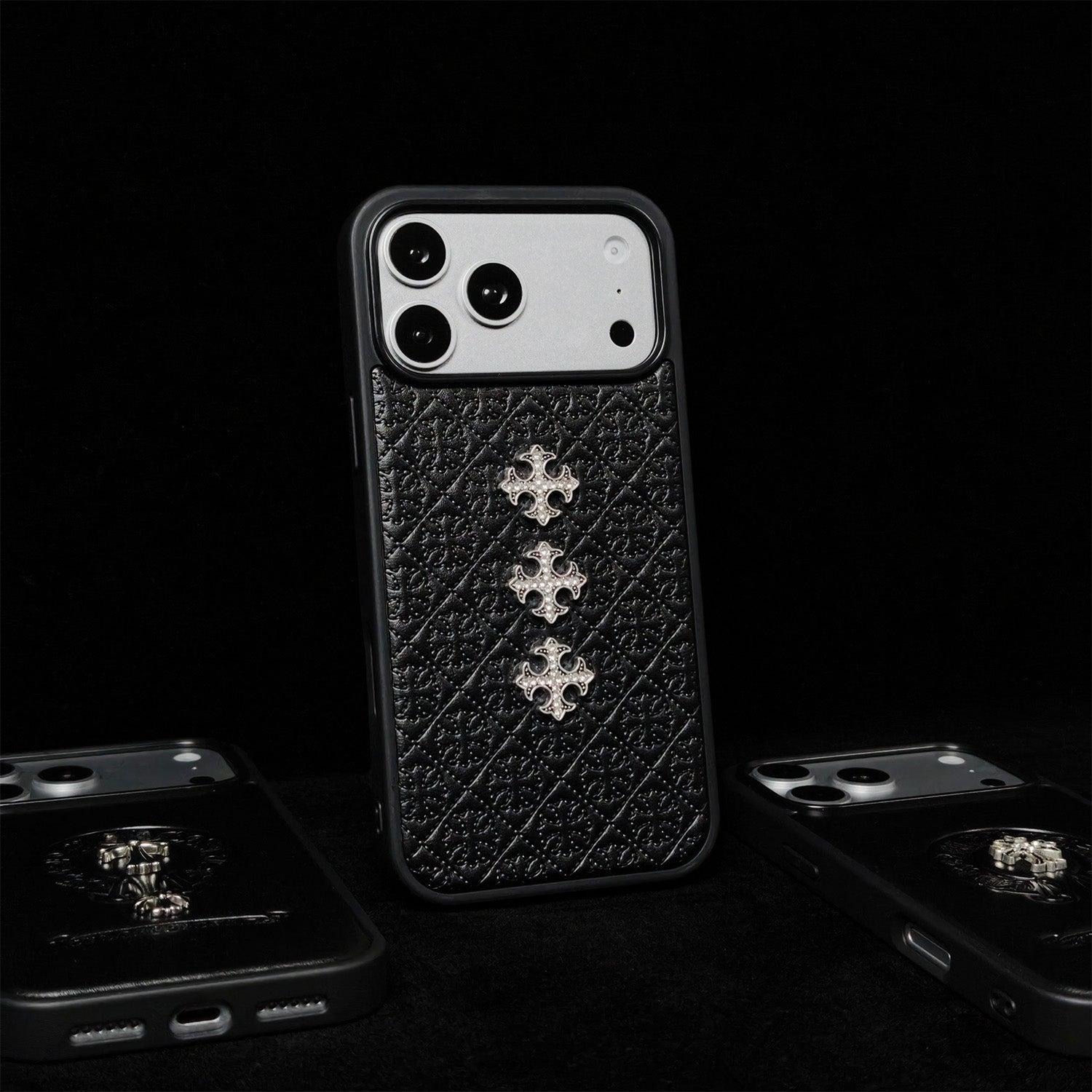 Funda CR Hearts Triple Logo para iPhone