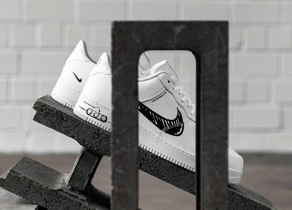 NIKE AIR FORCE 1 LV8 UTILITY