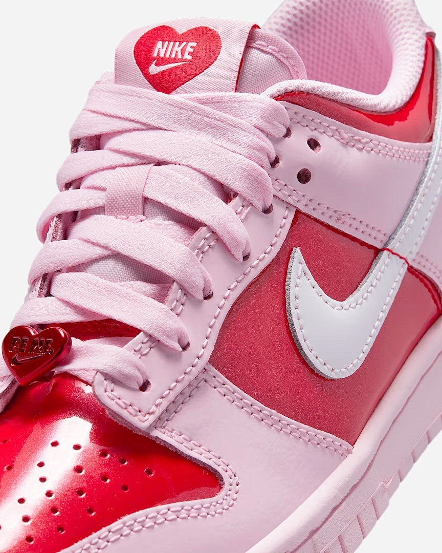 Nike Dunk Low "Valentine’s Day"