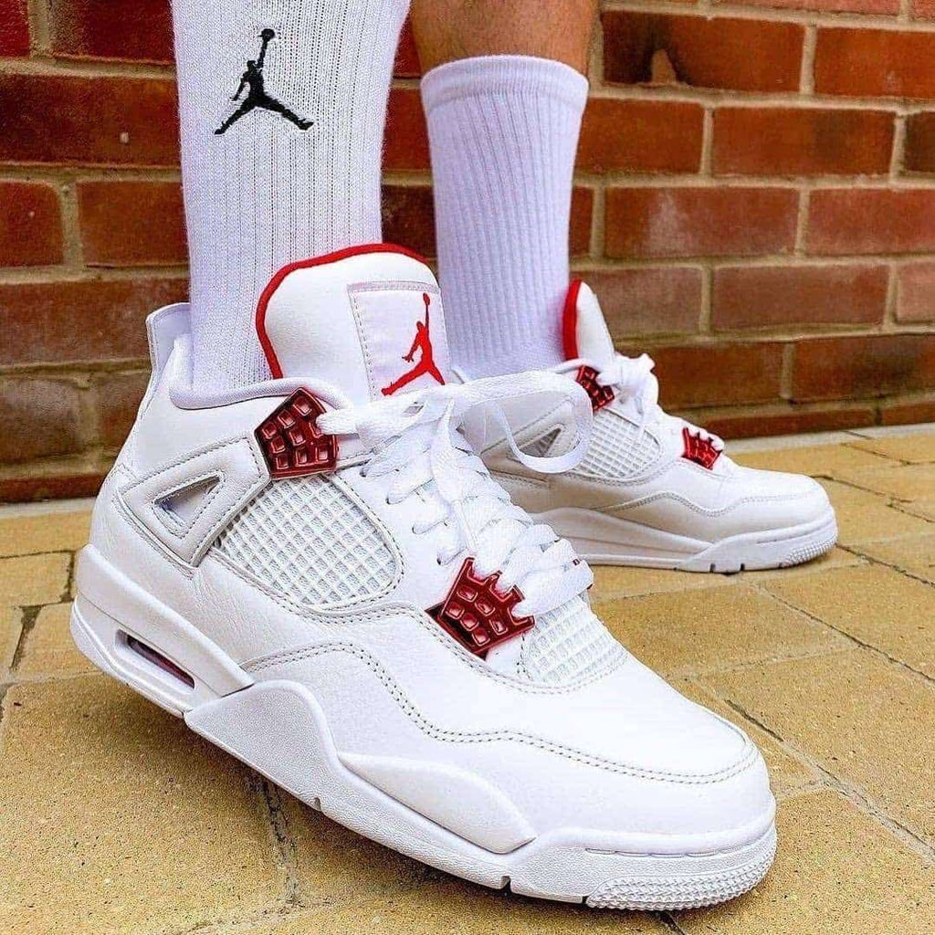 Jordan Retro 4 Metallic Red