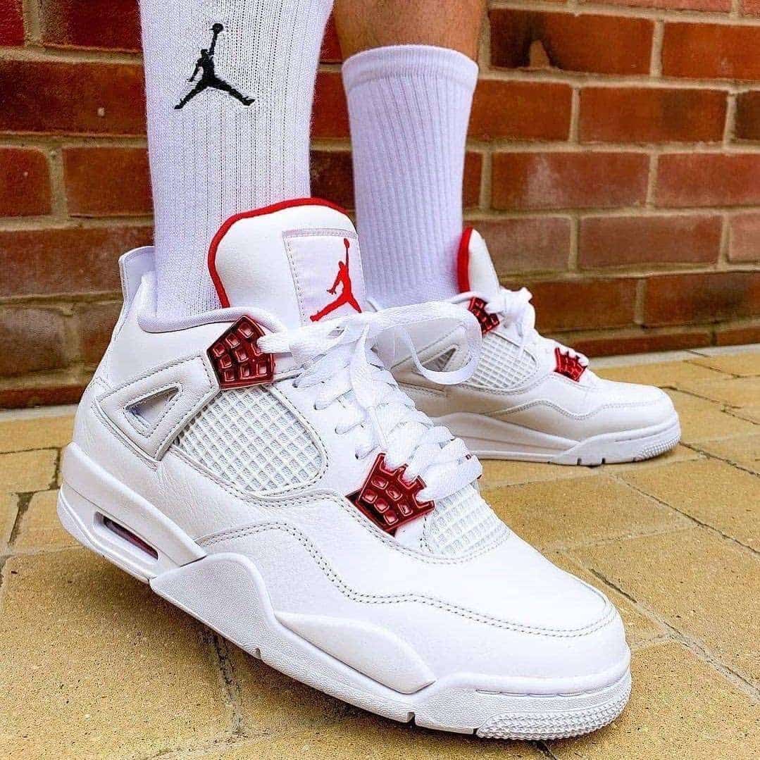 Jordan Retro 4 Metallic Red