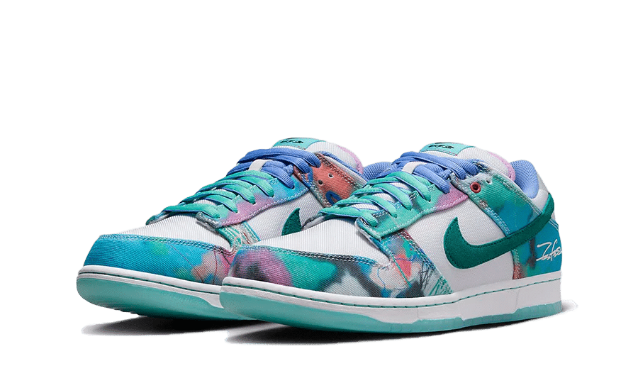 SB Dunk Low “Futura Laboratories Bleached Aqua”