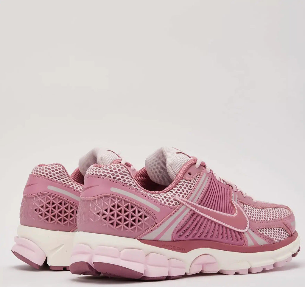 Nike Air Zoom Vomero 5 "Elemental Pink"