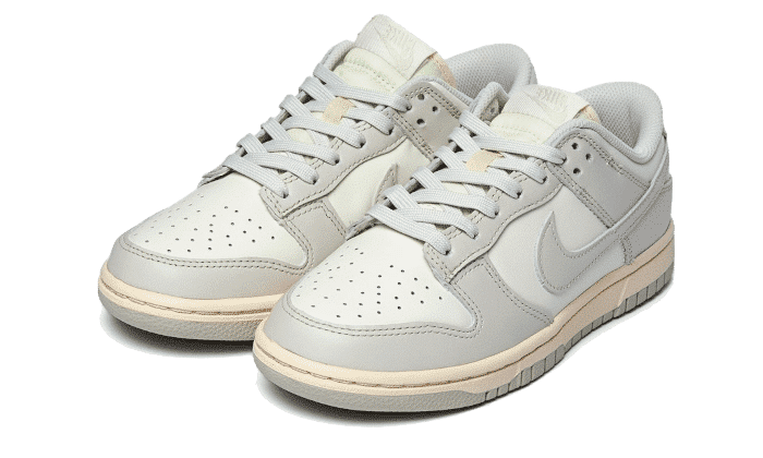 Dunk Low Light Bone