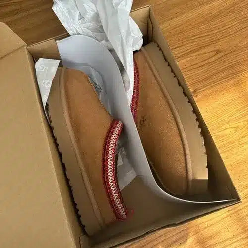UGG Tazz Womens "Chestnut"