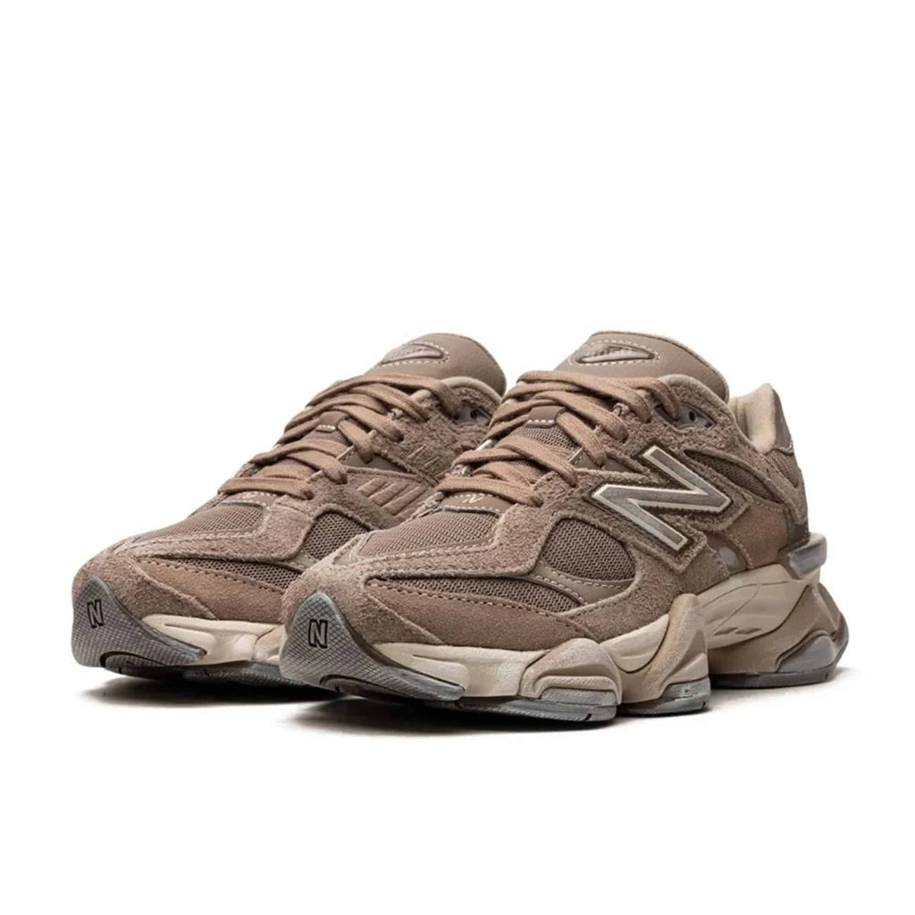 New Balance 9060 ‘Mushroom Timberwolf’ - Detalle