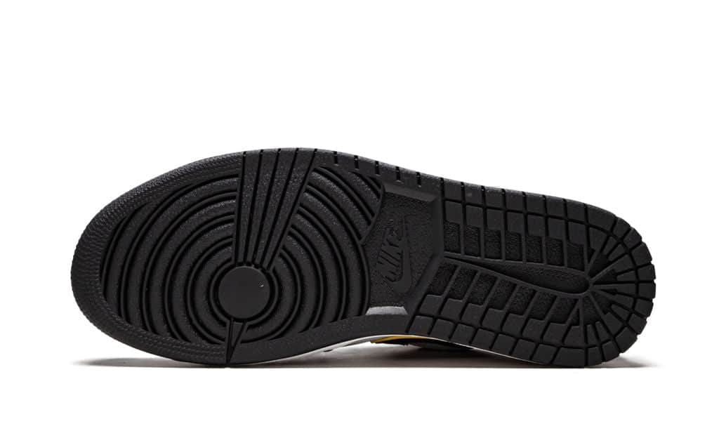Jordan 1 Low Lakers Top 3