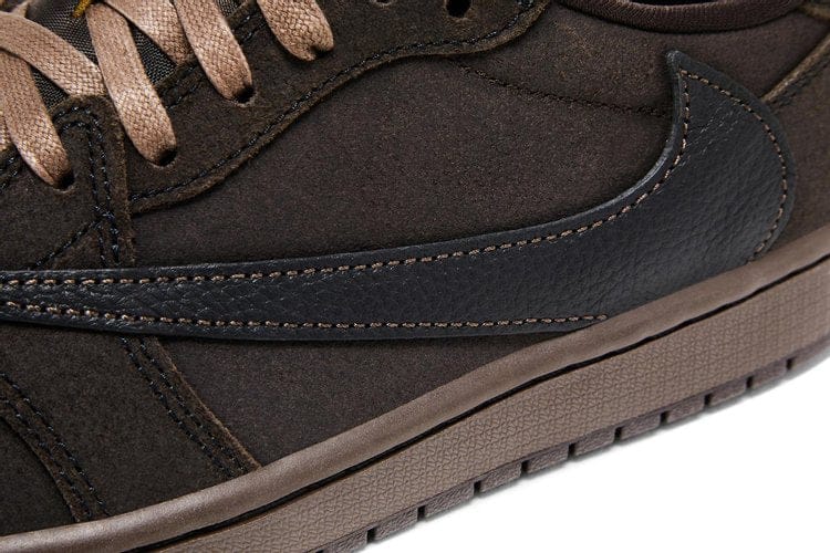 Jordan 1 Retro Low OG SP 'Travis Scott Velvet Brown'