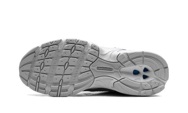 New Balance 530 Moonbeam Silver Metallic
